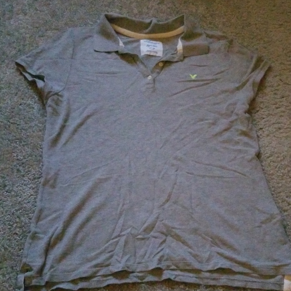 American Eagle polo